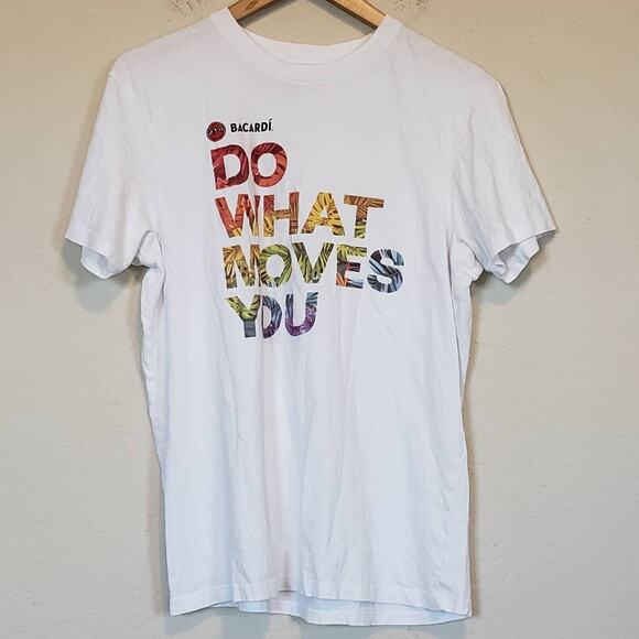 Bacardi Graphic T Shirt Raise the Bar Women's Large Casual Weekend - Picture 1 of 7